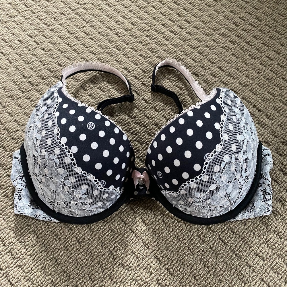 Victoria's Secret Bra - Body by Victoria Perfect Shape - 32D